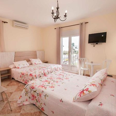 Hostal Sonrisa Del Mar Conil De La Frontera Exterior photo
