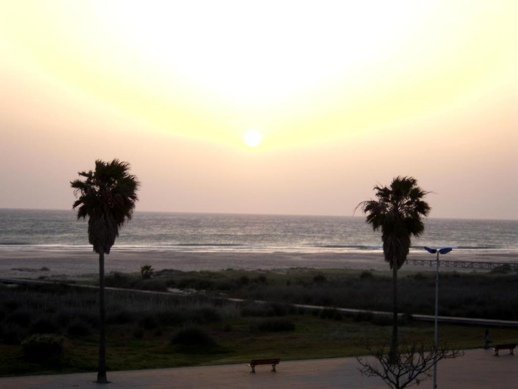 Hostal Sonrisa Del Mar Conil De La Frontera Room photo